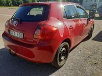 begagnad Toyota Auris 5-dörrar 2.0 D-4D Euro 5