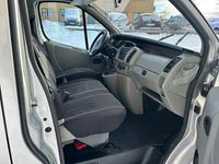 Begagnad Opel Vivaro 120 HK (88 kW) 2003 Grå Minibuss