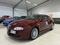 Begagnad Alfa Romeo GT Distinctive 166 HK (122 kW) 2005 Röd Sportkupé