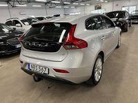 Begagnad Volvo V40 116 HK (85 kW) 2012 Ljusgrå Halvkombi