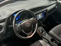 begagnad Toyota Auris Hybrid e-CVT Comfort Euro 6 2015, Halvkombi