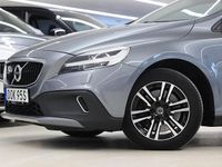 Begagnad Volvo V40 CC Momentum 151 HK (111 kW) 2019 Grå Kombi