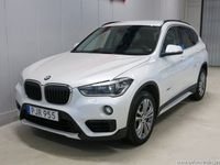 begagnad BMW X1 xDrive18d 150hk Sport line Aut. Skinn Drag Svensksåld