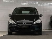 begagnad Mercedes A150 CLASSIC/ DRAG/5-DRS/KEDJA/ NY BESIKTIGAD