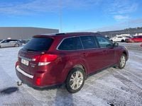 Begagnad Subaru Outback 150 HK (110 kW) 2013 Röd Kombi