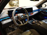 Ny BMW M5 Comfort Edition 2026 Röd Kombi