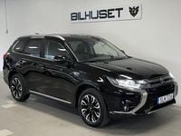 Begagnad Mitsubishi Outlander 203 HK (149 kW) 2017 Svart SUV