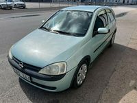 Begagnad Opel Corsa Sport 90 HK (66 kW) 2000 Grön Halvkombi