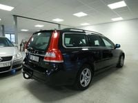 Begagnad Volvo V70 Momentum 164 HK (120 kW) 2013 Svart Kombi