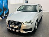 Begagnad Audi A3 Sportback Ambition 150 HK (110 kW) 2013 Silver Halvkombi