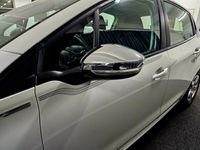 begagnad Peugeot 208 5-dörrar 1.2 VTi Euro 5 Panorama 1 199 kr/mån