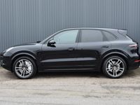 begagnad Porsche Cayenne Turbo Sport Chrono Panorama BOSE 550 hk