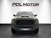 Begagnad Dodge Ram 711 HK (522 kW) 2021 Grå