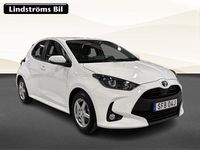 Begagnad Toyota Yaris 2024 Vit Halvkombi