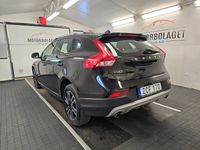 begagnad Volvo V40 CC T3 Navigator Ledljus 2018, Kombi