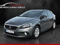 Begagnad Volvo V40 Momentum 150 HK (110 kW) 2014 Grå Halvkombi