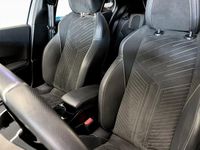 Begagnad Peugeot 2008 GTi 131 HK (96 kW) 2024 Vit SUV