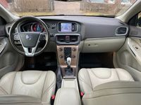 begagnad Volvo V40 CC D3 Geartronic Summum Euro 5 Panorama