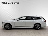 Begagnad Volvo V90 Core 355 HK (261 kW) 2023 Vit Kombi