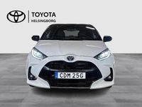 Begagnad Toyota Yaris Hybrid Style 117 HK (86 kW) 2021 Vit Halvkombi