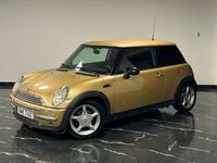 Begagnad Mini Cooper Pepper 116 HK (85 kW) 2004 Gul Halvkombi