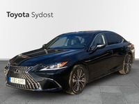 Begagnad Lexus ES300H Limited Edition 220 HK (161 kW) 2025 Svart Sedan