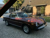 begagnad Fiat 124 Spider 2000