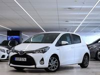 begagnad Toyota Yaris Hybrid e-CVT Intense Edition B-kamera Årskatt 2017, Halvkombi