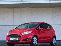 Begagnad Ford Fiesta 101 HK (74 kW) 2017 Röd Halvkombi