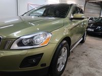 begagnad Volvo XC60 2.4D AWD Geartronic Momentum Euro 4