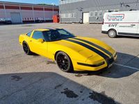 Begagnad Chevrolet Corvette C4 LT 305 HK (224 kW) 1992 Gul Sportkupé