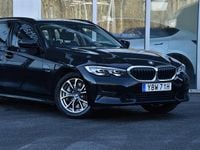 Begagnad BMW 330e Sport Line 184 HK (135 kW) 2021 Svart Kombi