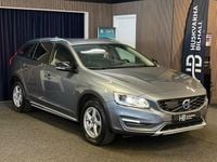 Begagnad Volvo V60 CC Summum 190 HK (139 kW) 2016 Grå Kombi