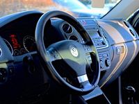 Begagnad VW Tiguan 170 HK (125 kW) 2008 Svart SUV