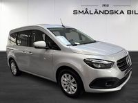 Begagnad Mercedes T180 Style 116 HK (85 kW) 2023 Silver Minibuss