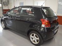 begagnad Toyota Yaris 1.33 (101hk) VVT-i 3-Ägare / Nyservad & Besikta