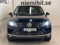 begagnad VW Touareg 3.6 VR6 FSI 4Motiom Drag SoV Bkam Skinn 2015, SUV