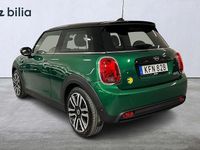 Begagnad Mini Cooper SE Classic 135 kW (184 HK) 2022 Grön Halvkombi