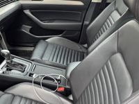 begagnad VW Passat Cockpit 2.0 TDI BlueMotion Execut