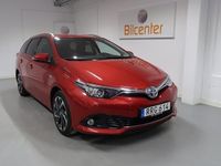 begagnad Toyota Auris Touring Sports Hybrid V-Däck ingår Backkamera-Bluetooth-Farthåll 2016, Halvkombi