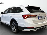 Begagnad Skoda Octavia Scout 2023 Vit Kombi