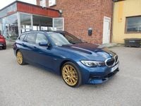 Begagnad BMW 330e Sport Line 292 HK (214 kW) 2021 Blå Kombi