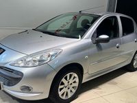 Begagnad Peugeot 206+ 75 HK (55 kW) 2010 Ljusgrå (grå) Halvkombi