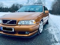 Begagnad Volvo V70 240 HK (176 kW) 1998 Saffran Kombi