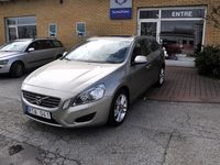 begagnad Volvo V60 D2 115hk Summum / Taklucka