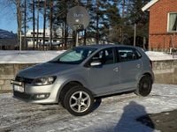 Begagnad VW Polo 86 HK (63 kW) 2010 Silver metallic Halvkombi