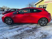 Begagnad Opel Astra GTC 140 HK (102 kW) 2011 Röd Halvkombi