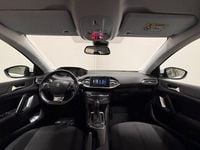Begagnad Peugeot 308 SW Active 120 HK (88 kW) 2015 Vit Kombi