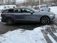 Begagnad Volvo V60 Momentum 250 HK (183 kW) 2019 Grå Kombi