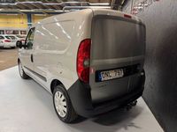 Begagnad Opel Combo 90 HK (66 kW) 2013 Grå Minibuss